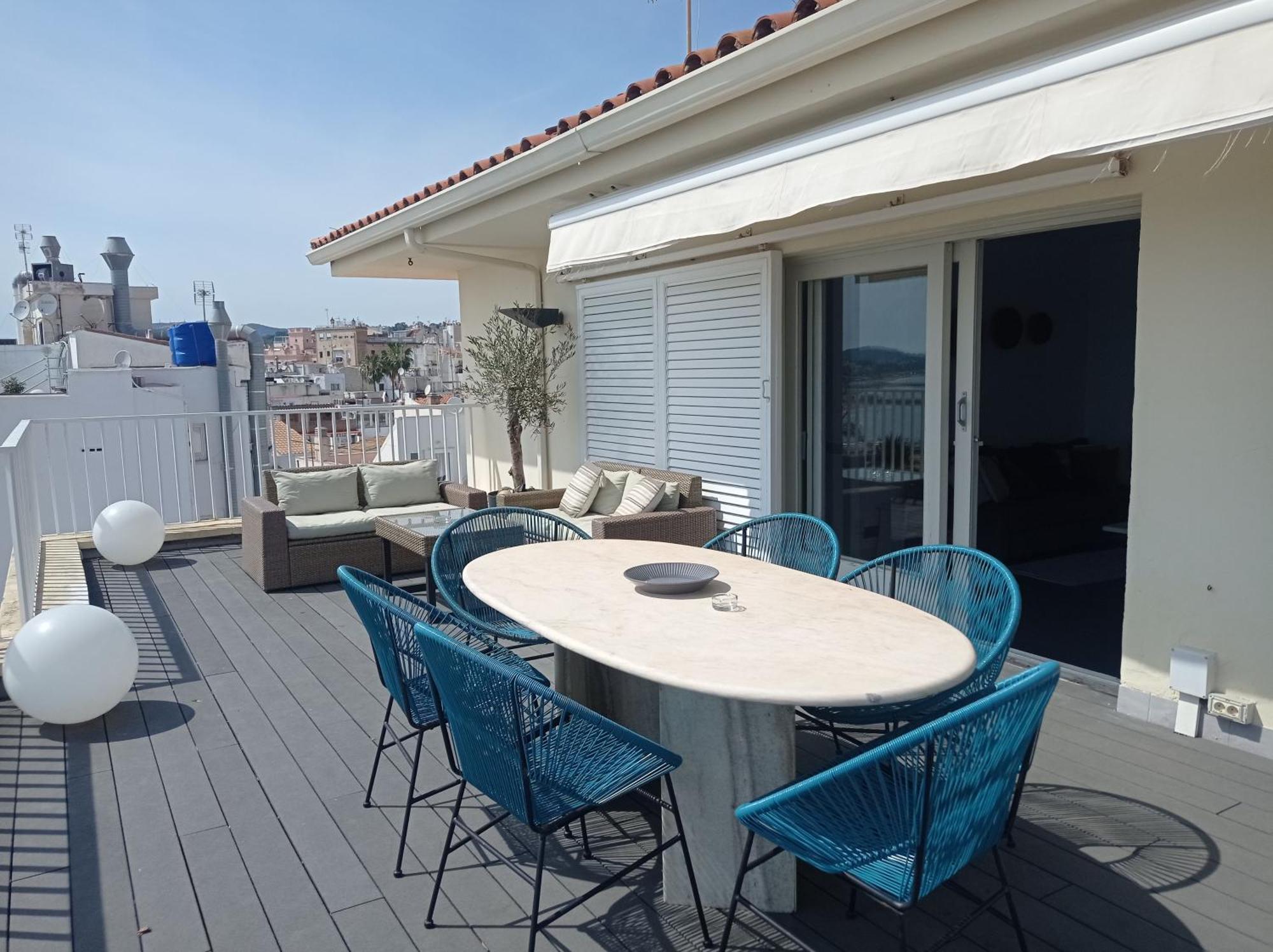 Atico Con Fantasticas Vistas Al Mar Y La Iglesia Apartment Sitges Exterior foto