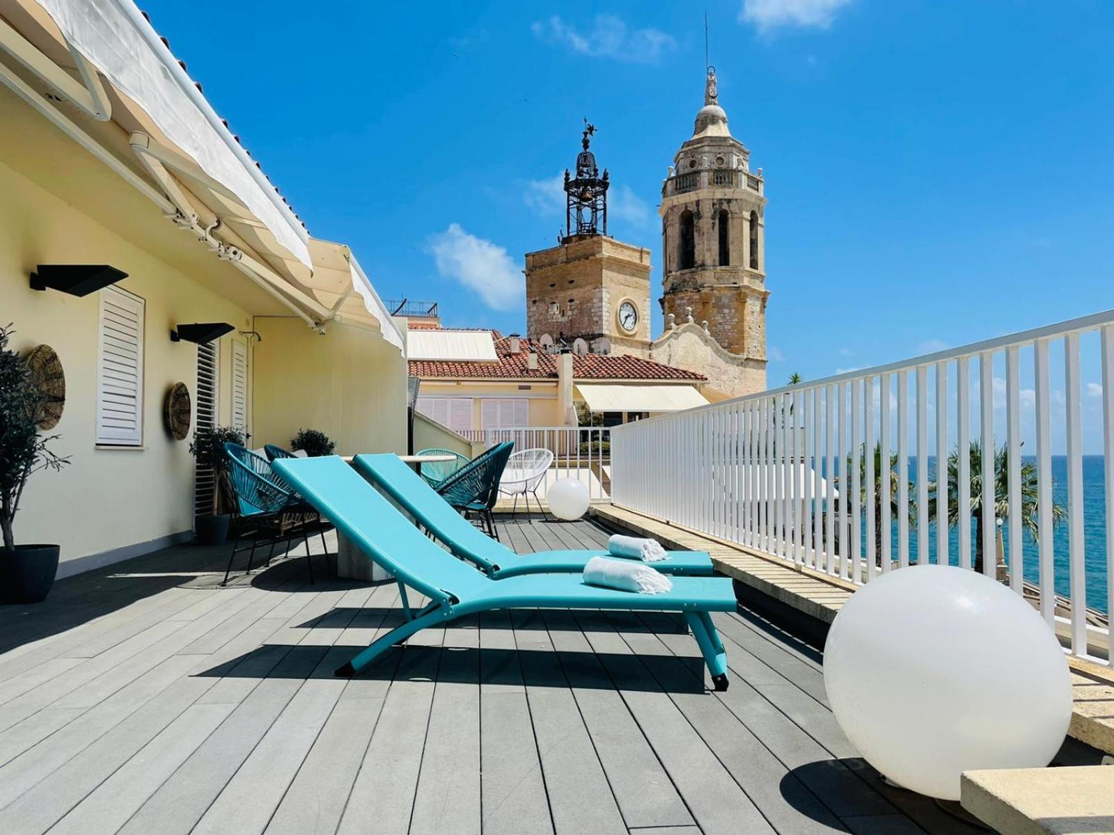 Atico Con Fantasticas Vistas Al Mar Y La Iglesia Apartment Sitges Cameră foto