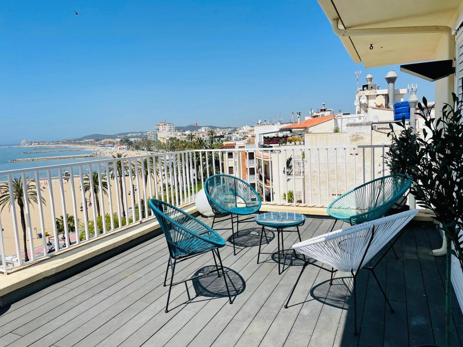 Atico Con Fantasticas Vistas Al Mar Y La Iglesia Apartment Sitges Cameră foto
